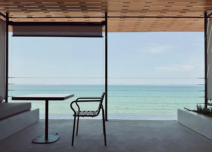 Dexamenes Seaside Hotel