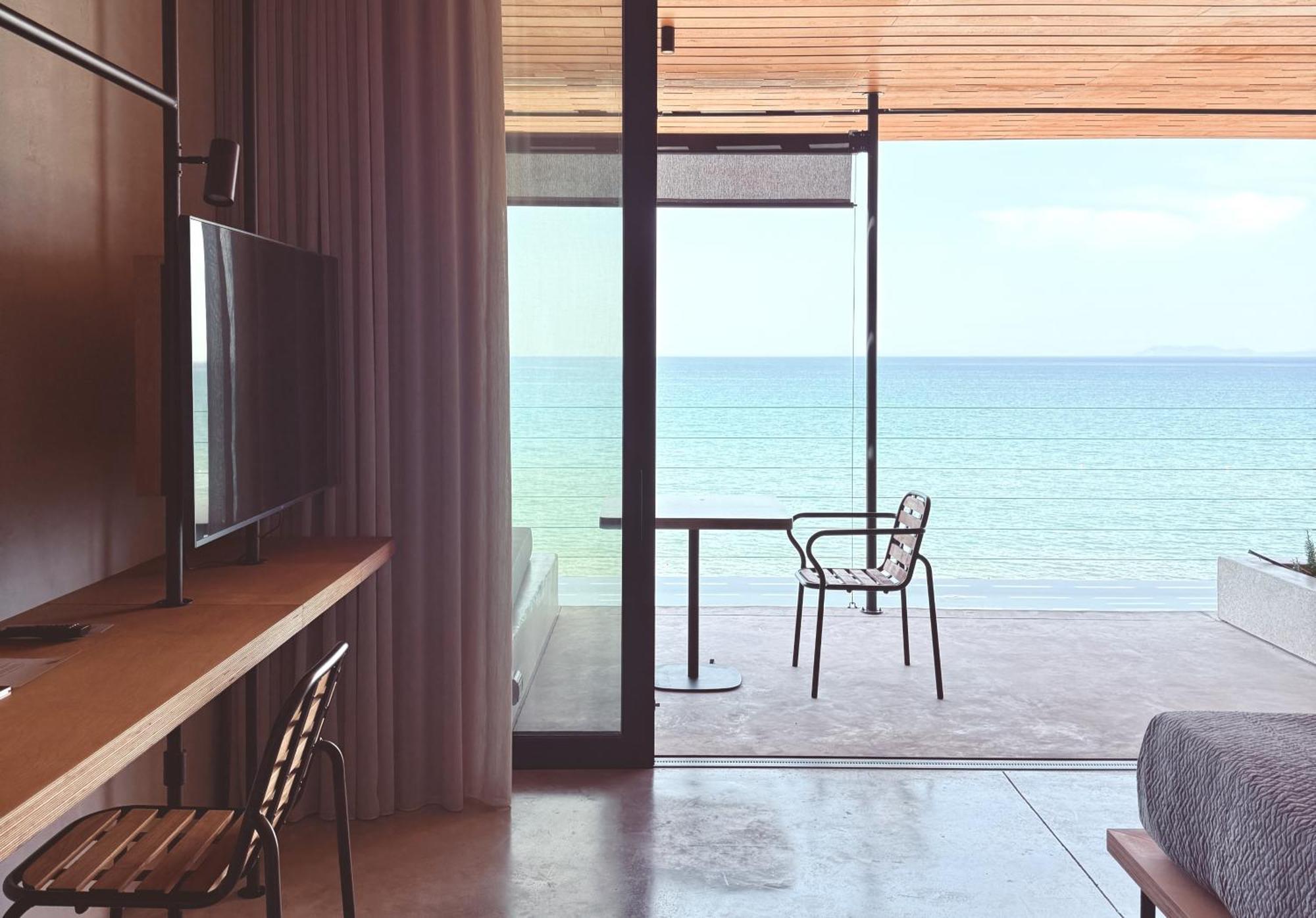 Dexamenes Seaside 4* Kourouta